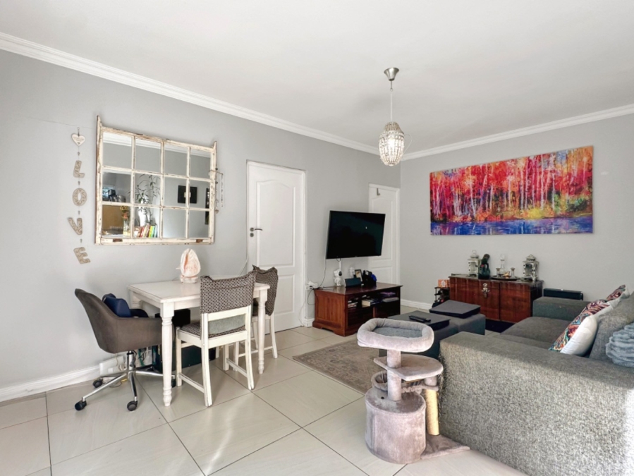To Let 2 Bedroom Property for Rent in Tamboerskloof Western Cape